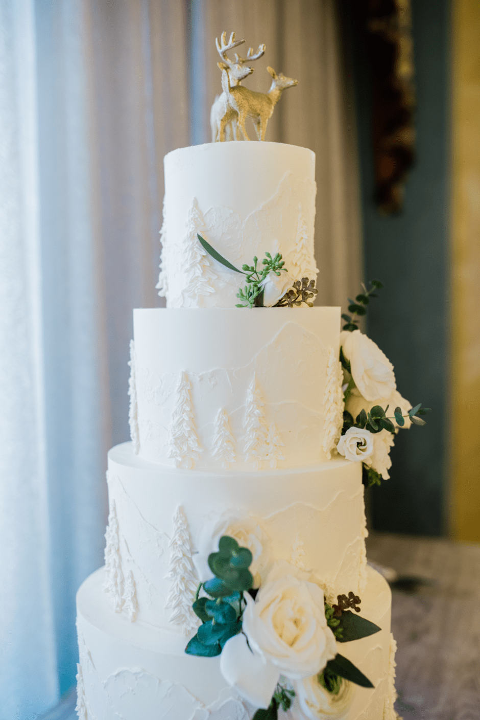 Winter Wedding Cake