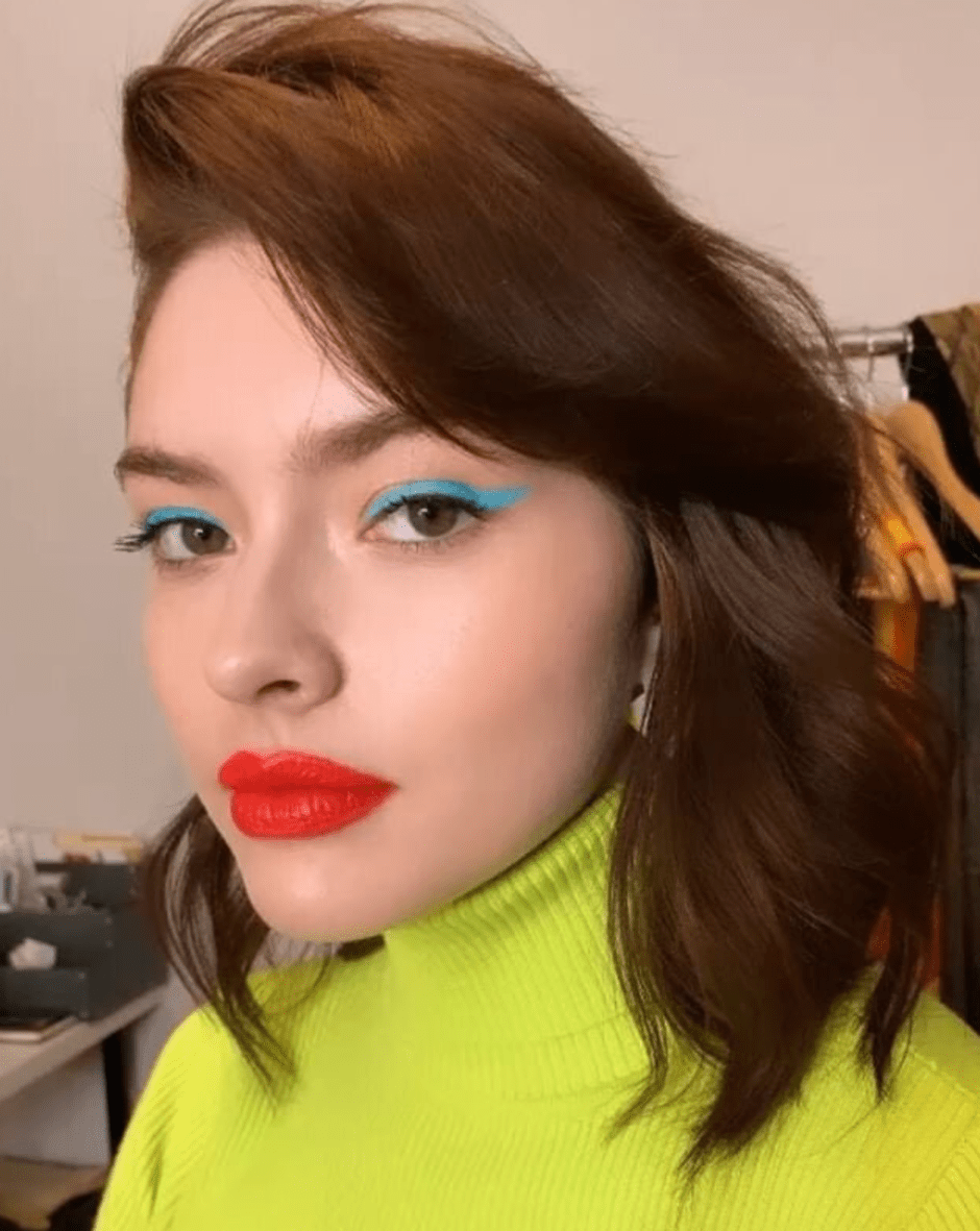 Teal Blue Eyeliner